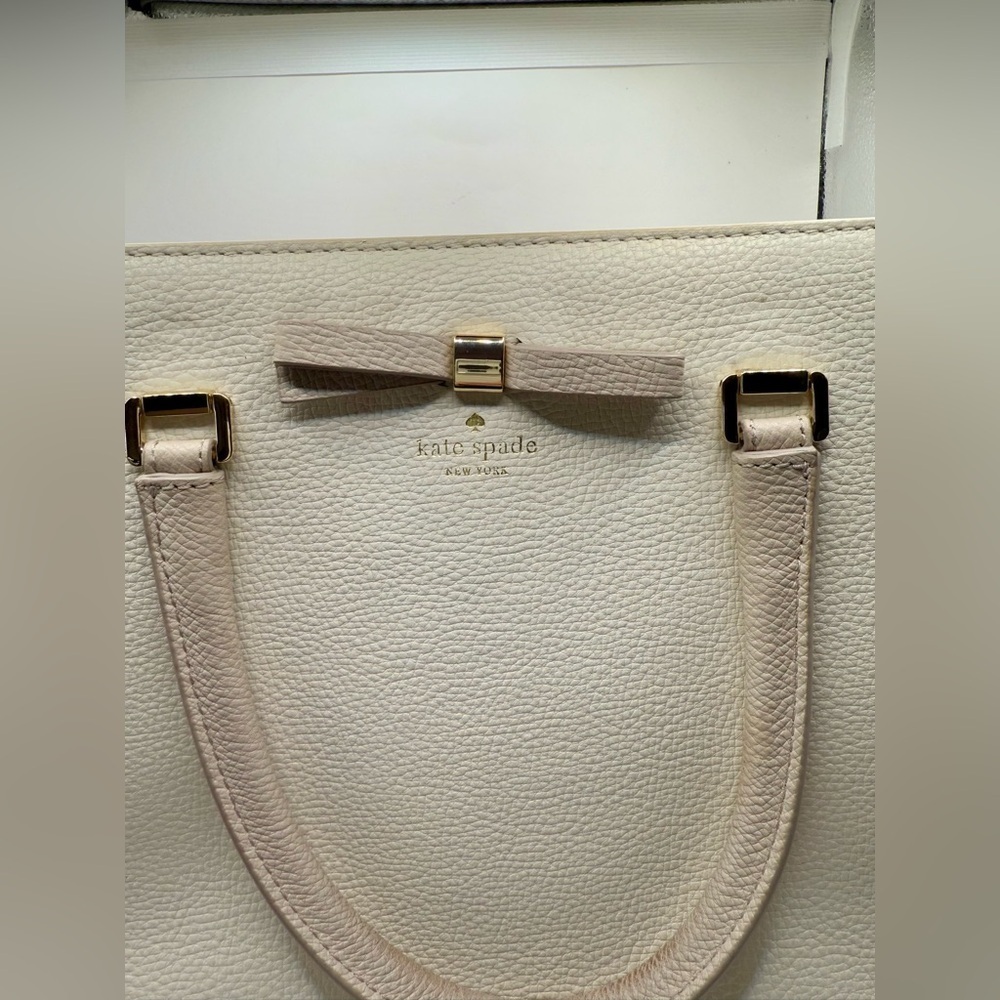 Kate Spade White & Beige Henderson Street Leather Satchel Shoulder Bag with Bow - Picture 7 of 12